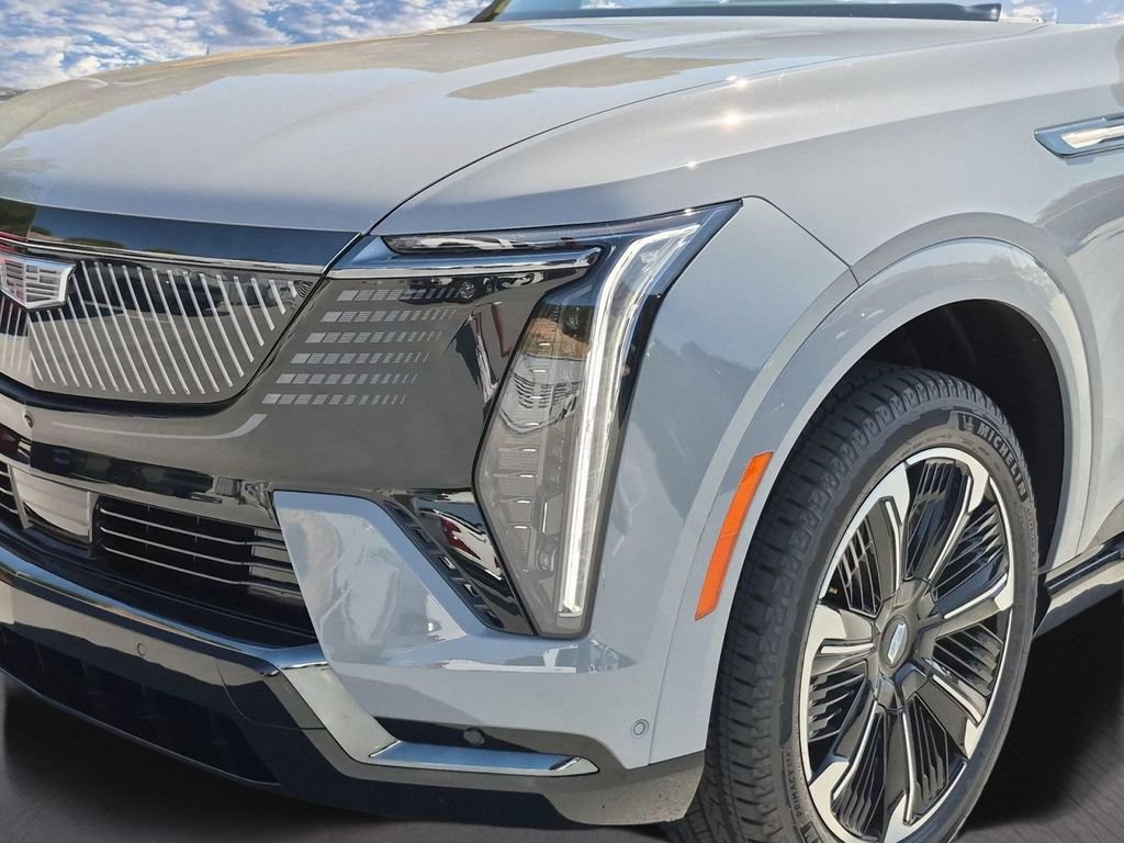 New 2026 Cadillac Escalade IQ Sport 1 w/ LPO, Floor Liner Package AWD/4WD image 16