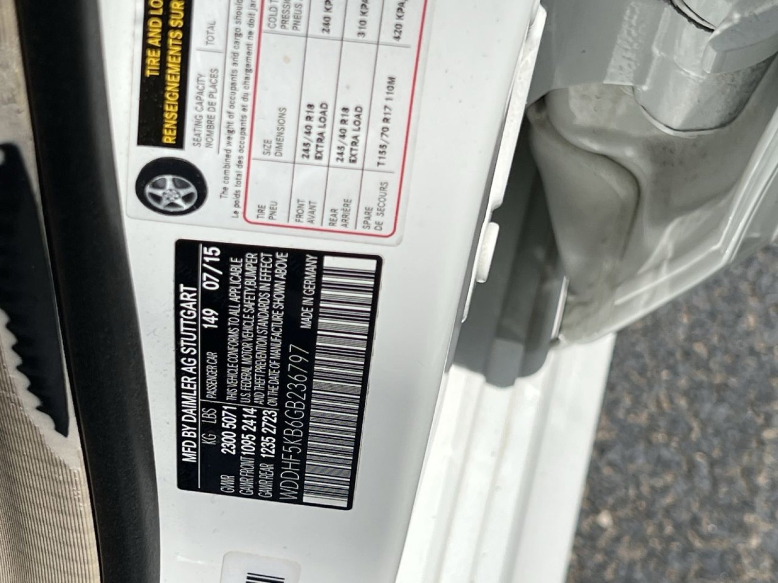 Used 2016 Mercedes-Benz E 350 Sedan image 32