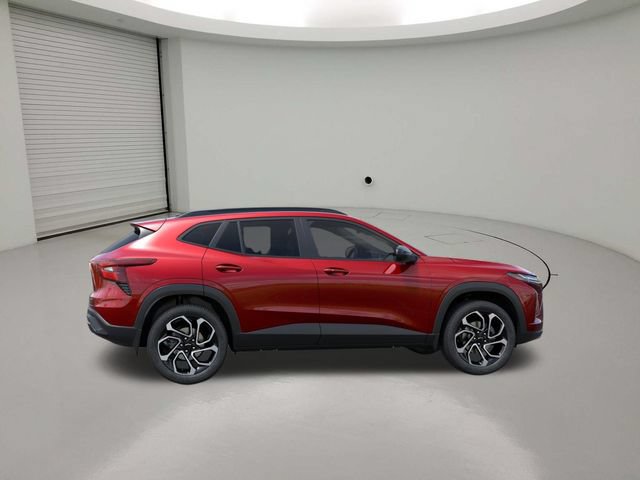 New 2026 Chevrolet Trax RS w/ Driver Confidence Package FWD image 5