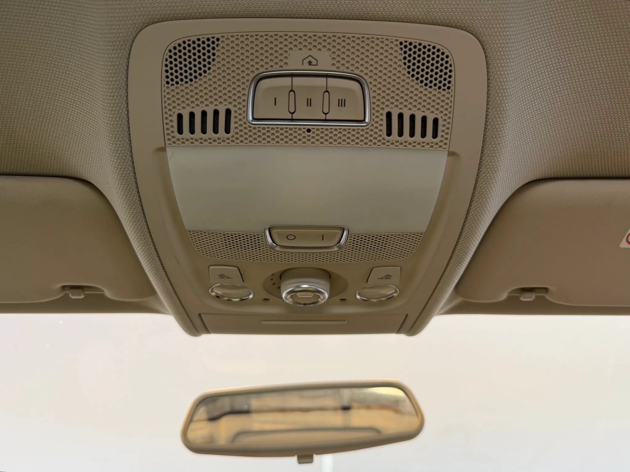 Used 2011 Audi A4 2.0T Premium FWD image 11