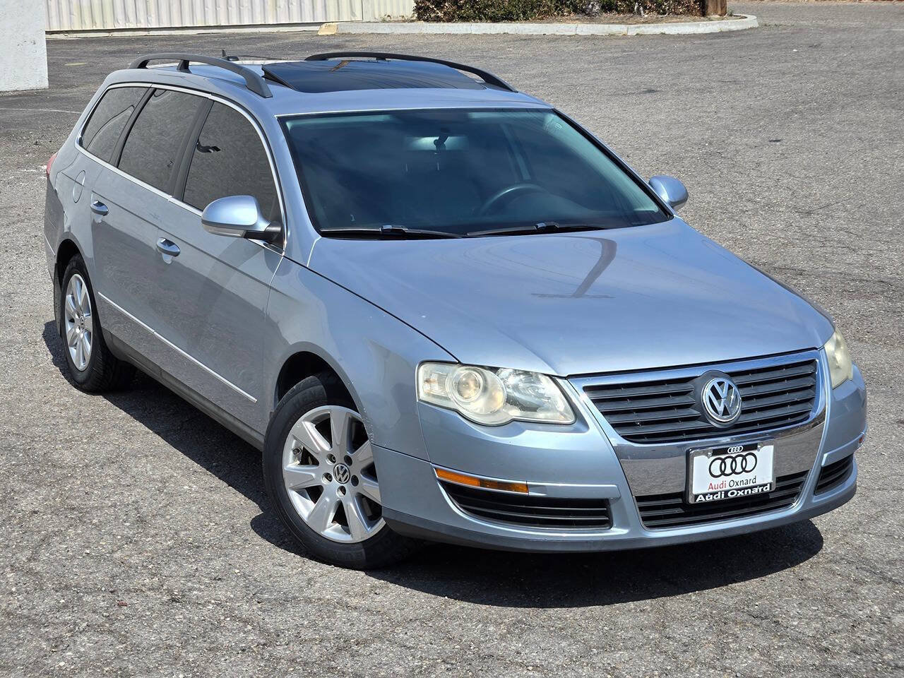 Used 2007 Volkswagen Passat 2.0T FWD image 3