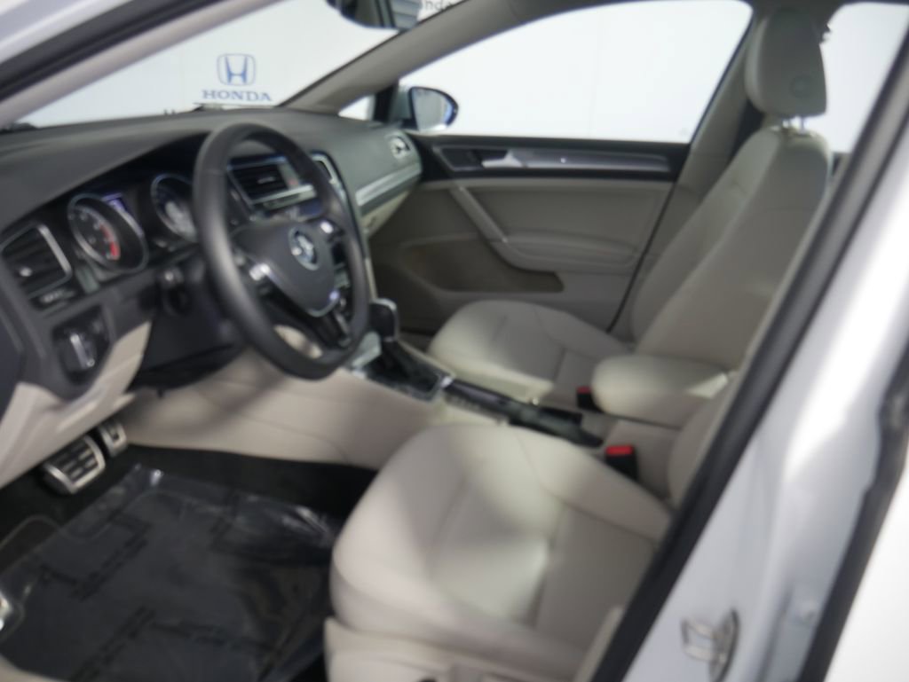 Used 2019 Volkswagen Golf Alltrack S AWD/4WD image 14