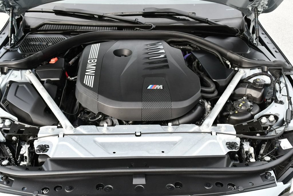 Used 2026 BMW M440i Convertible w/ Premium Package RWD image 86