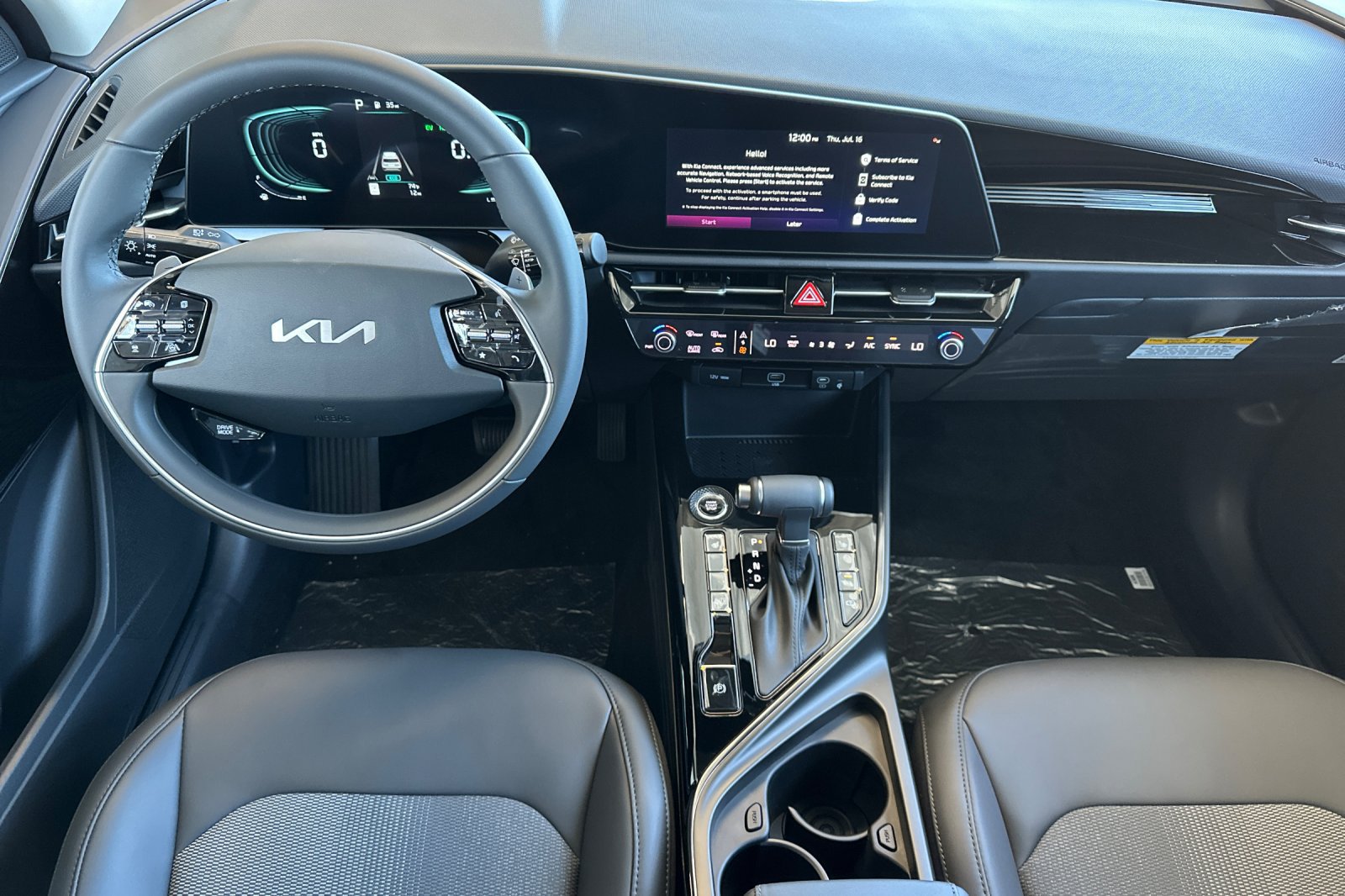 New 2026 Kia Niro EX FWD image 13