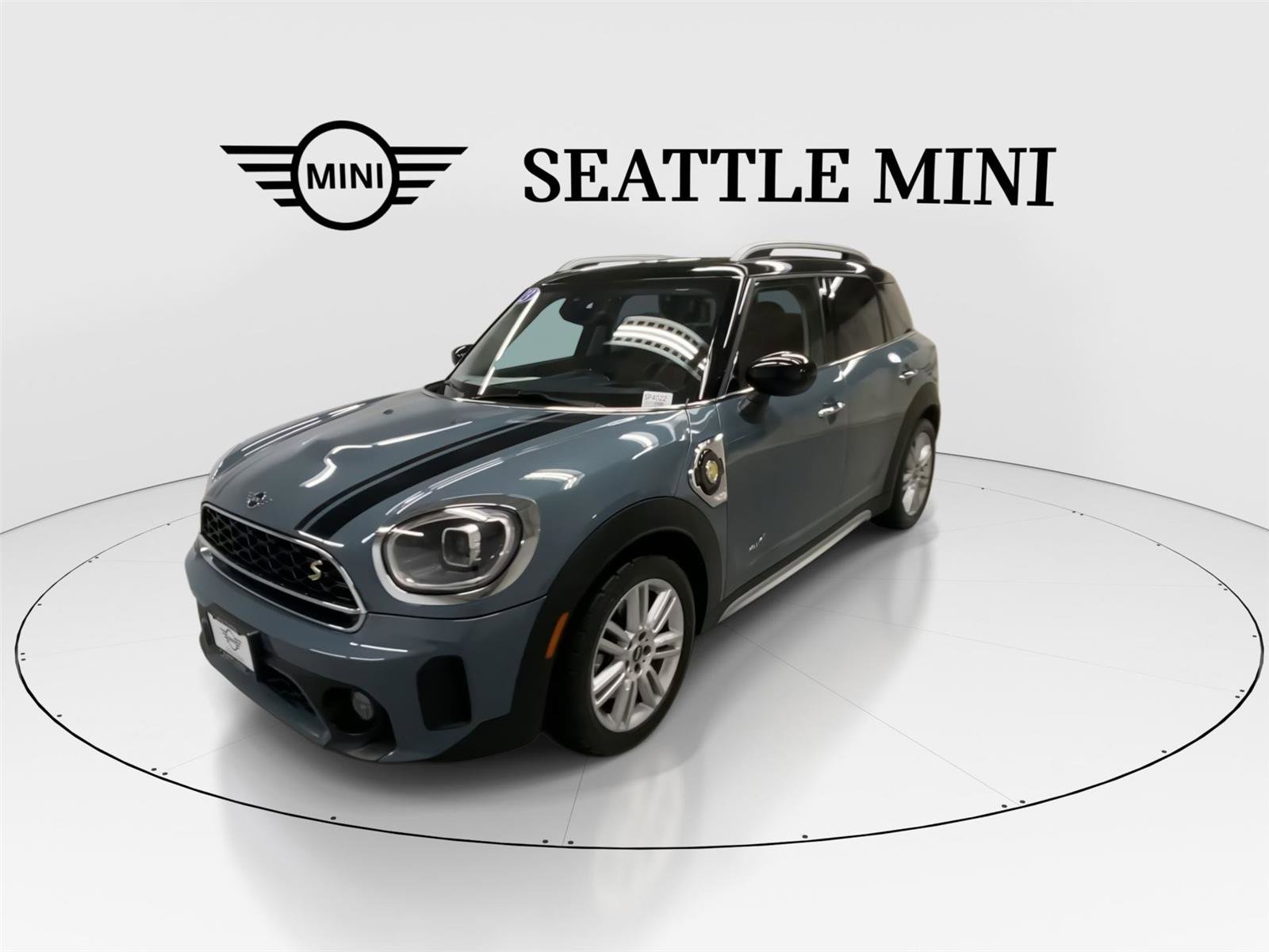 Used 2023 MINI Cooper Countryman SE w/ Storage Package image 5