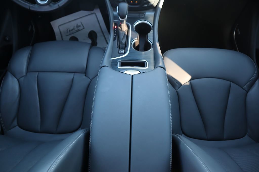 Used 2020 Buick Envision Premium w/ Driver Confidence Package image 16