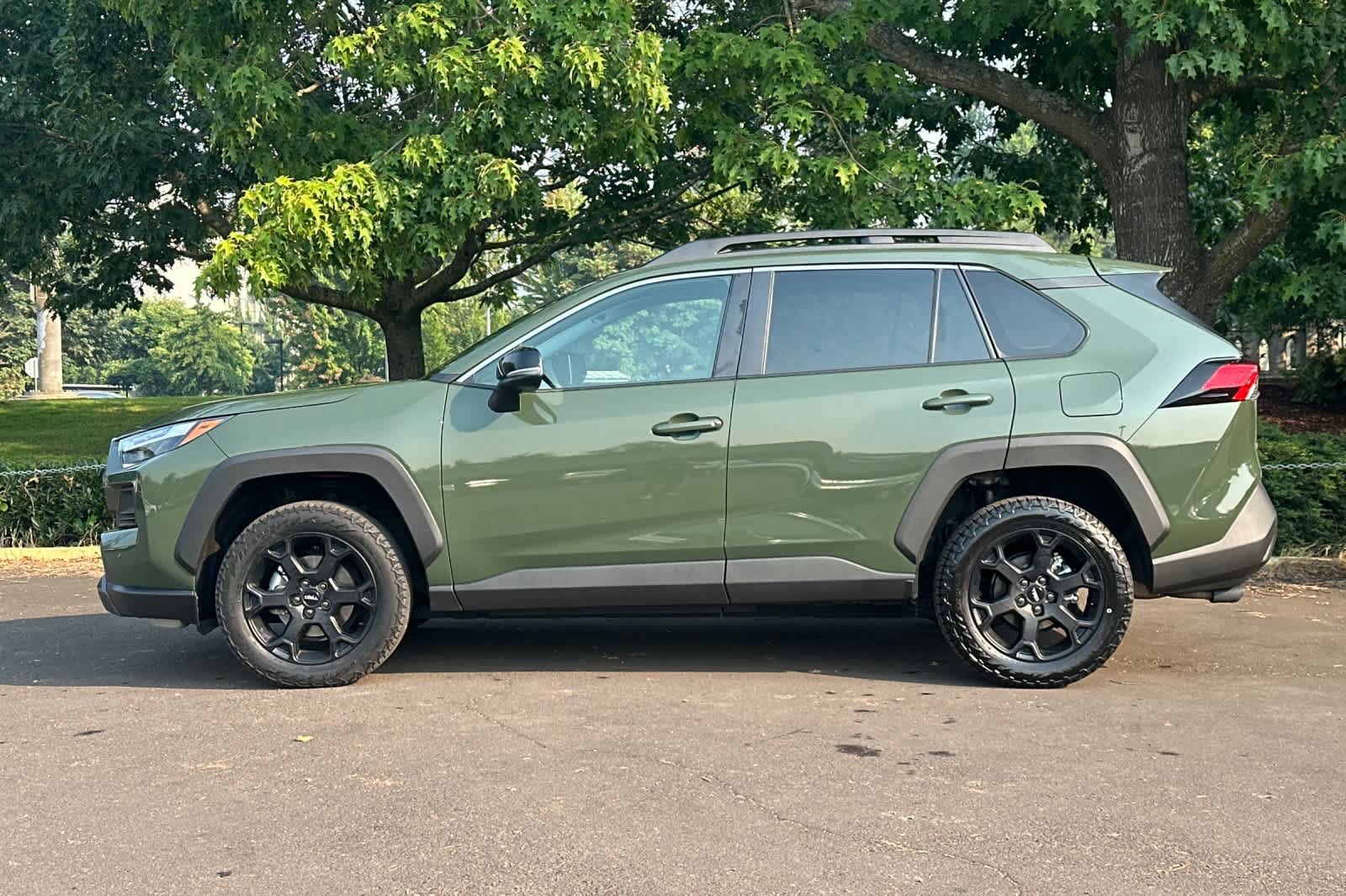 Used 2024 Toyota RAV4 TRD Off-Road w/ Weather Package AWD/4WD image 5