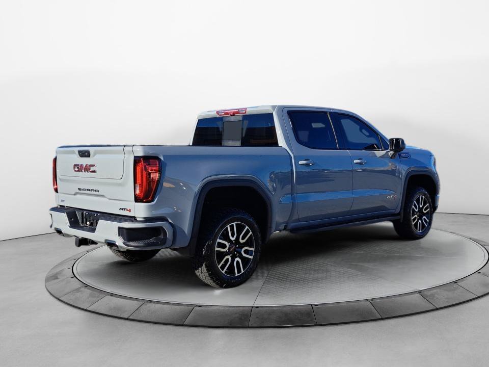 Used 2024 GMC Sierra 1500 AT4 w/ Technology Package AWD/4WD image 7