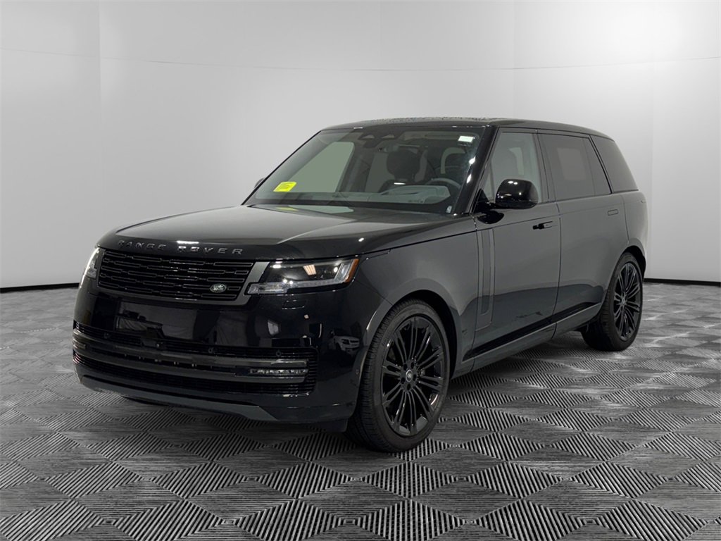 New 2025 Land Rover Range Rover Long Wheelbase SE