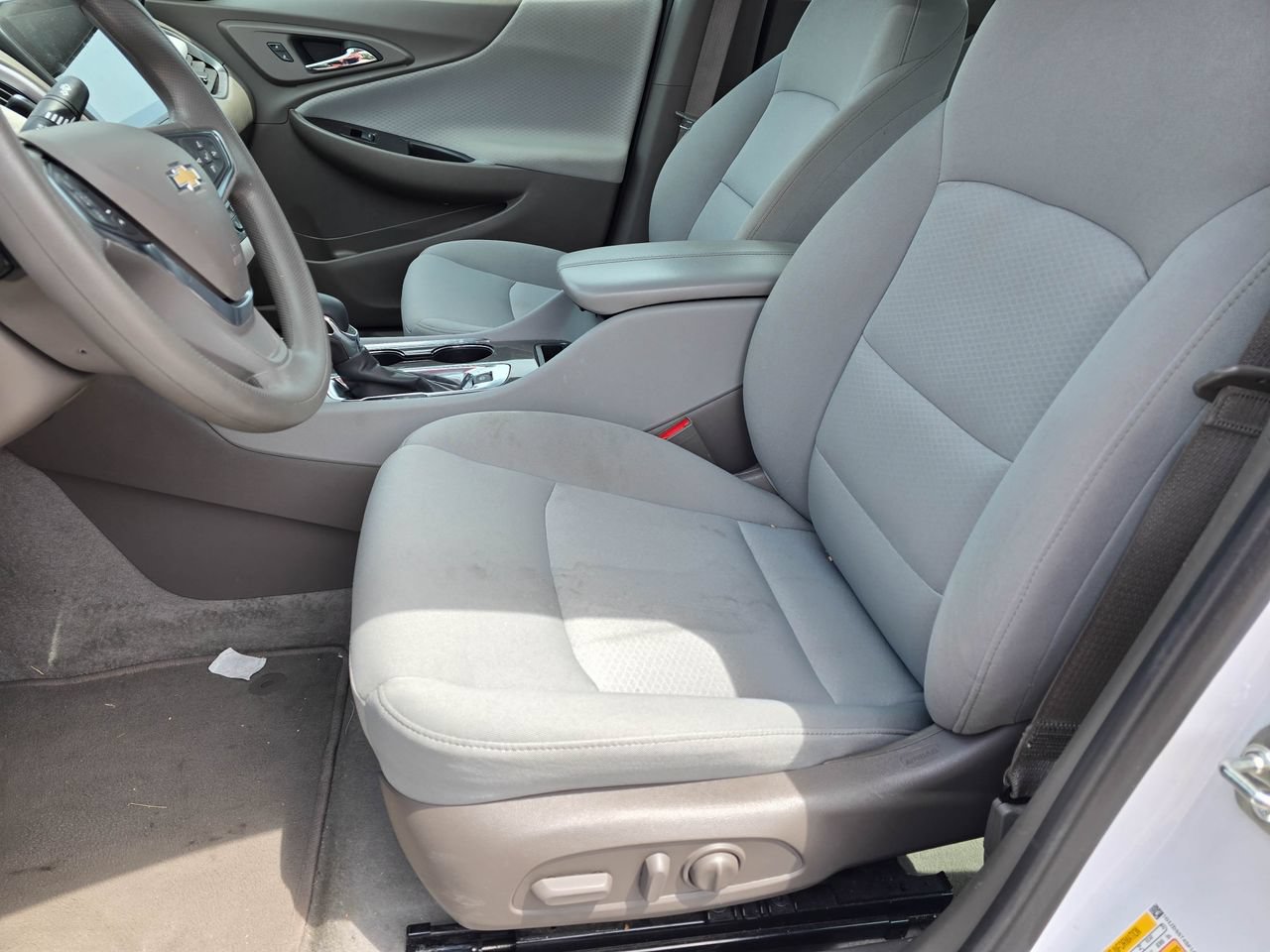 Used 2025 Chevrolet Malibu LT FWD image 10