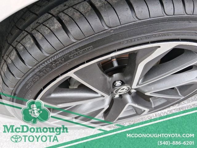 Used 2019 Toyota Corolla XSE image 3