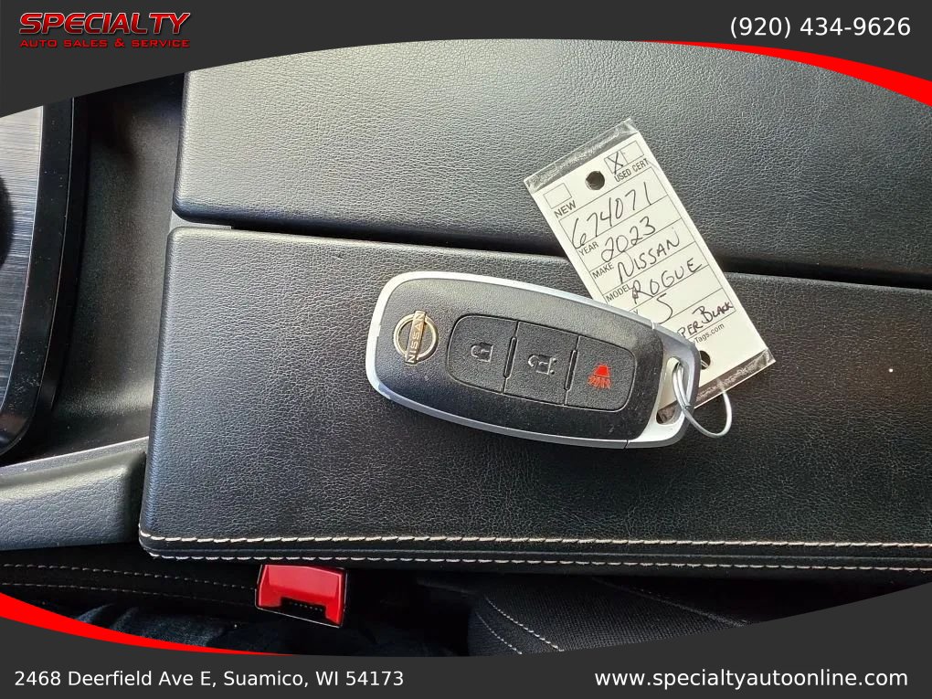 Used 2023 Nissan Rogue S AWD/4WD image 42