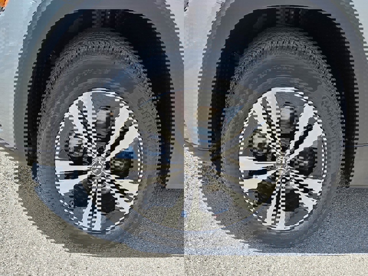 New 2026 Mercedes-Benz GLB 250 4MATIC image 8