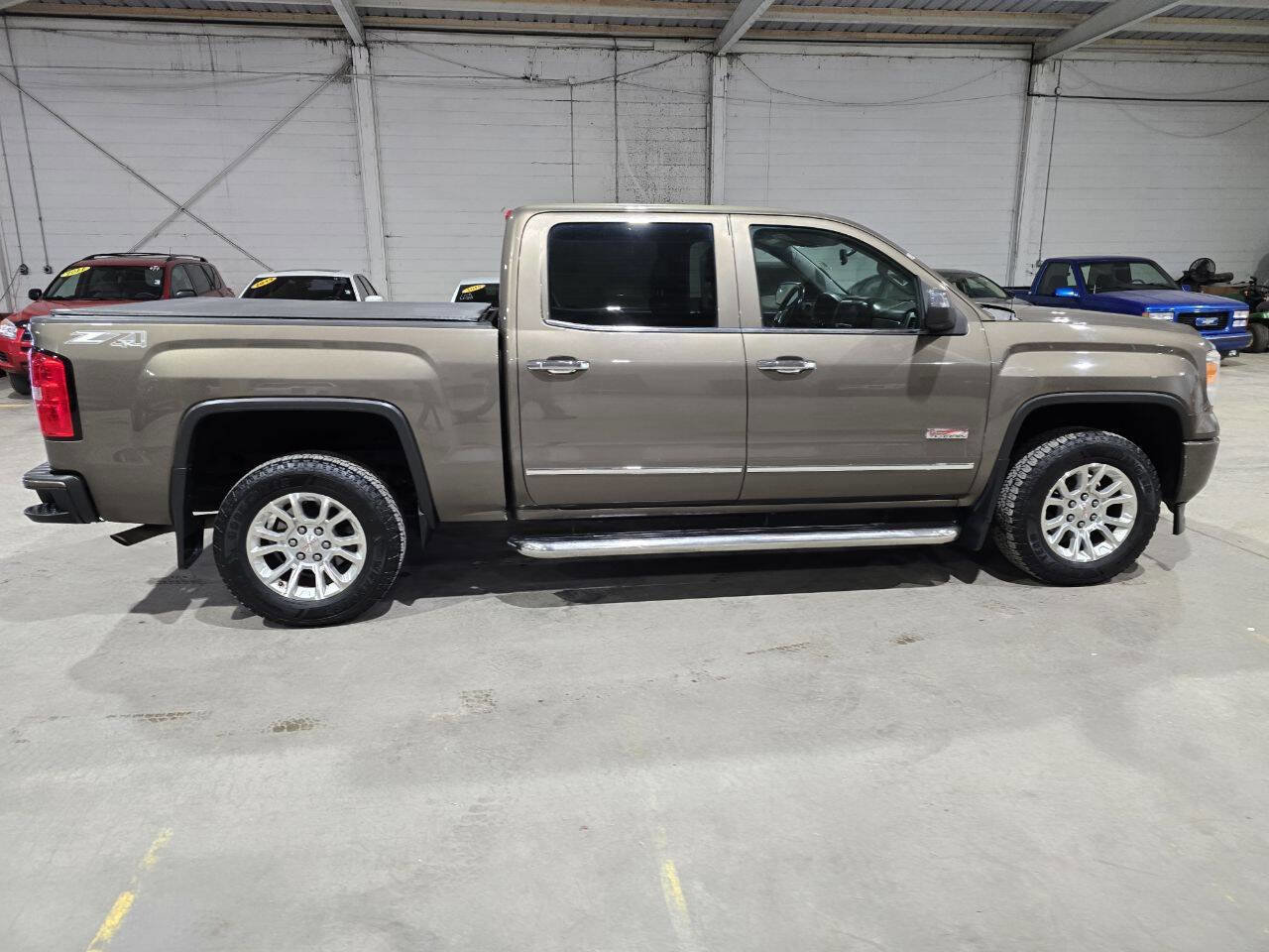 Used 2015 GMC Sierra 1500 SLE w/ All-Terrain Package image 17