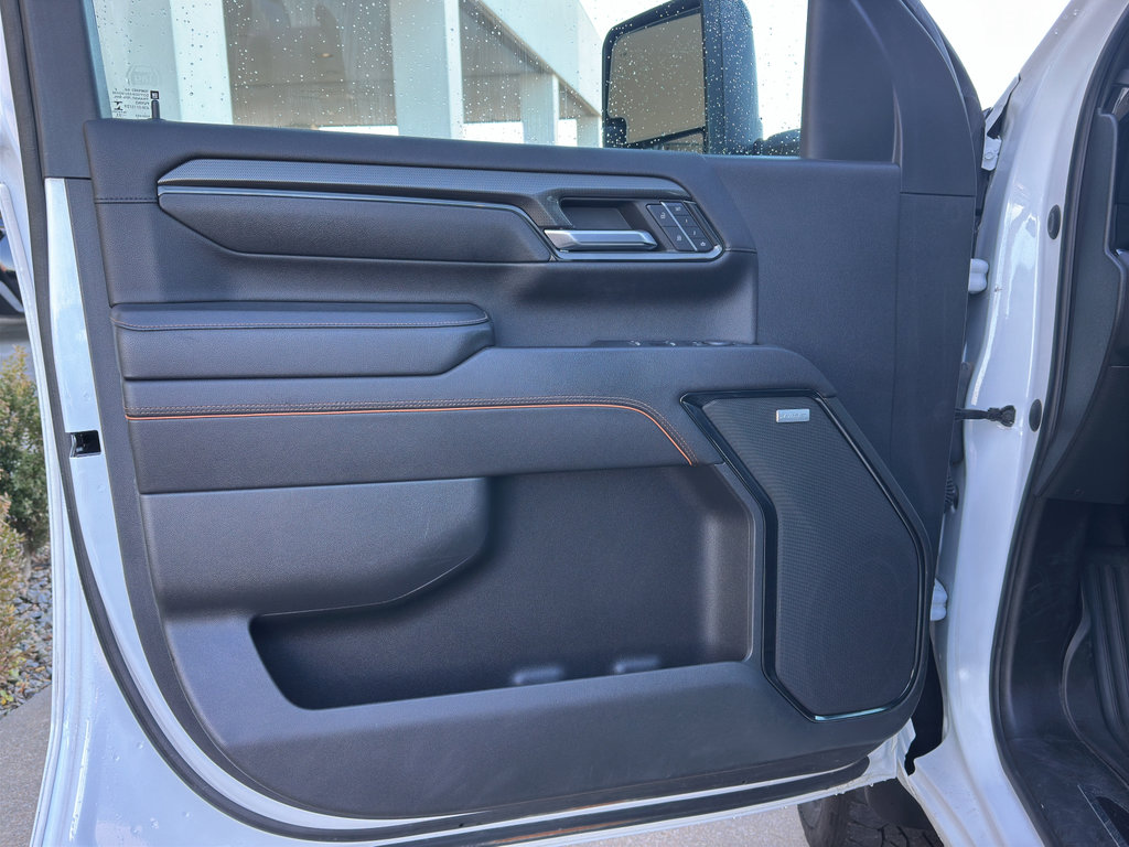 Used 2024 GMC Sierra 2500 AT4 w/ Technology Package image 12