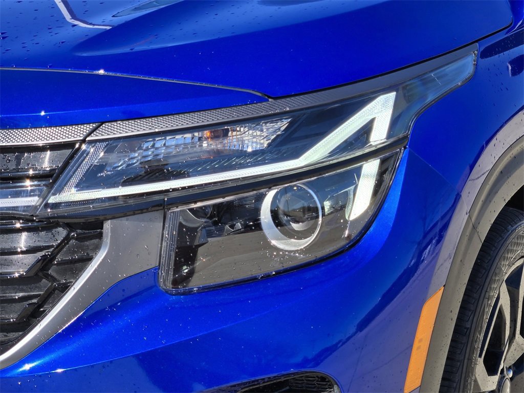 Certified 2024 Kia Seltos X-Line image 15