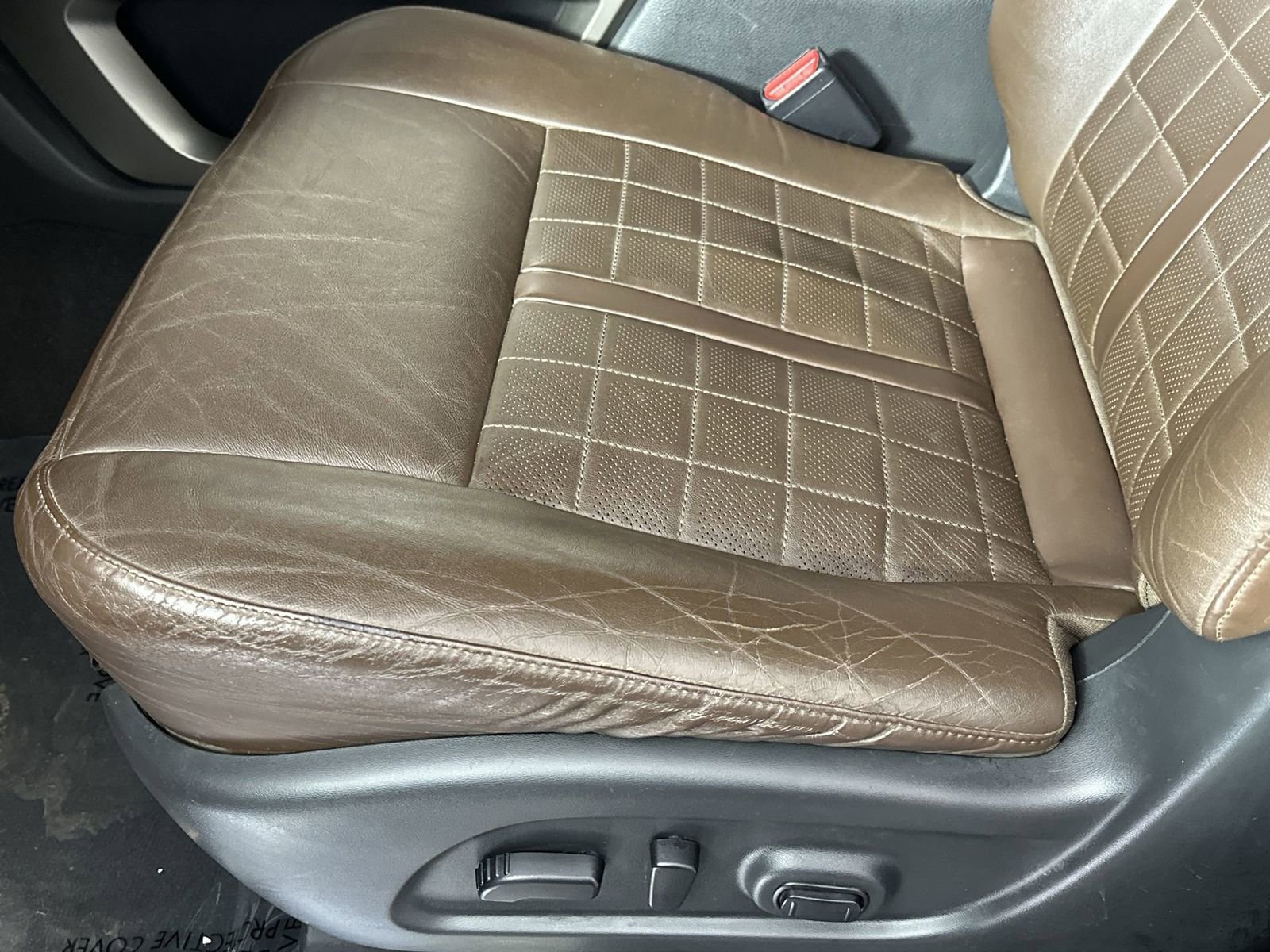 Certified 2021 Nissan Titan Platinum Reserve w/ Moonroof Package image 17