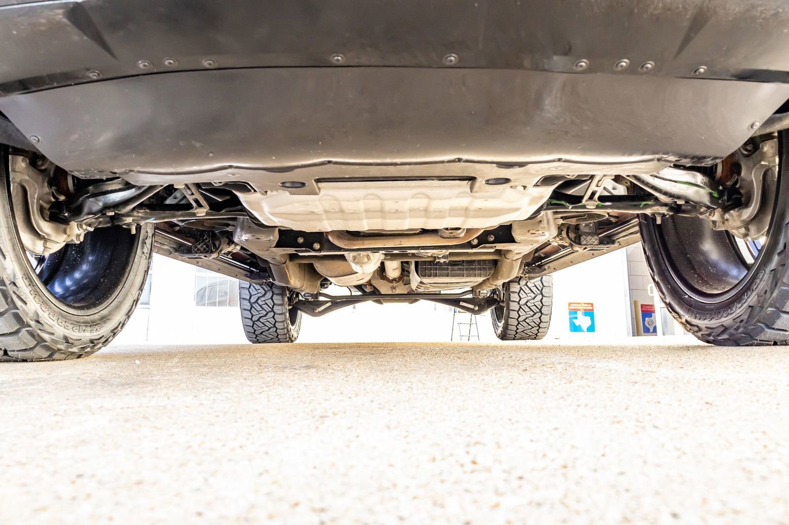 Used 2025 GMC Yukon Denali Ultimate image 15