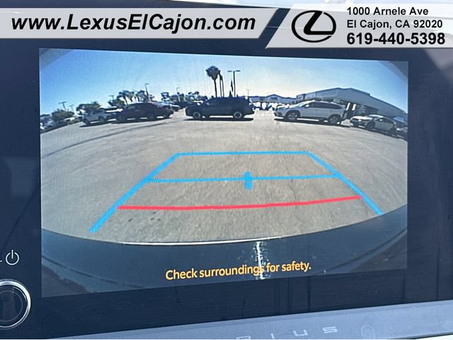 Used 2024 Toyota Prius Prime FWD image 16