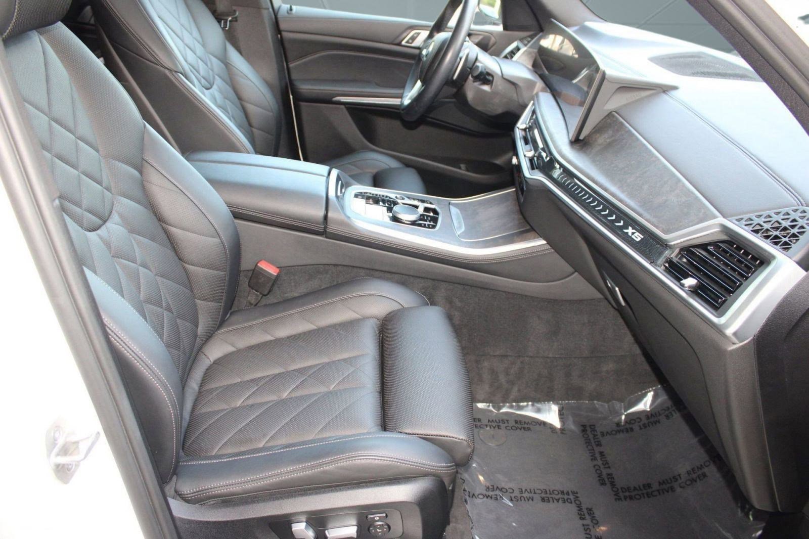 Certified 2024 BMW X5 xDrive40i w/ Parking Assistance Package image 32