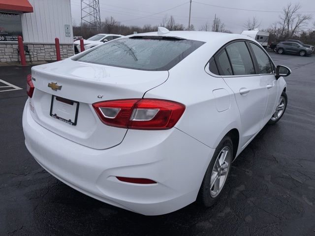 Used 2016 Chevrolet Cruze LT image 4