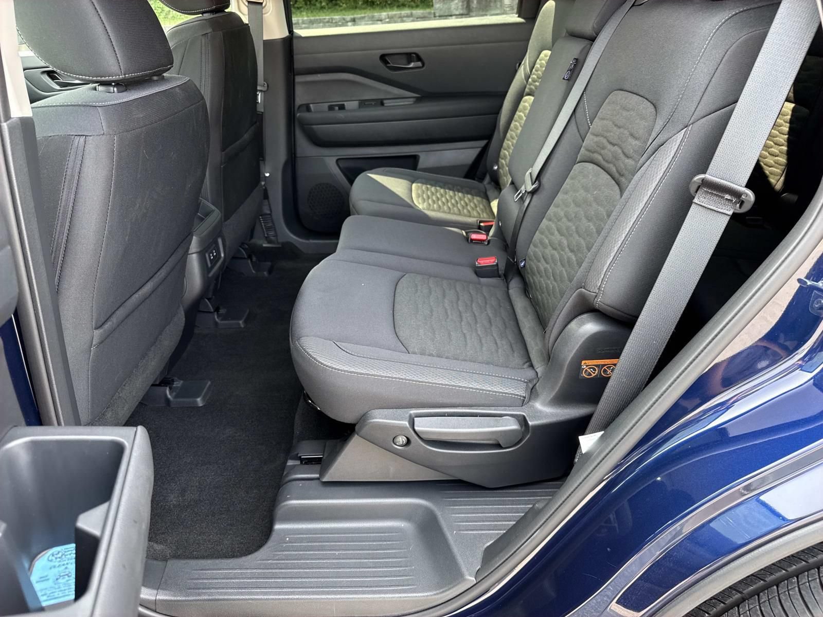 Certified 2026 Nissan Pathfinder SV AWD/4WD image 28