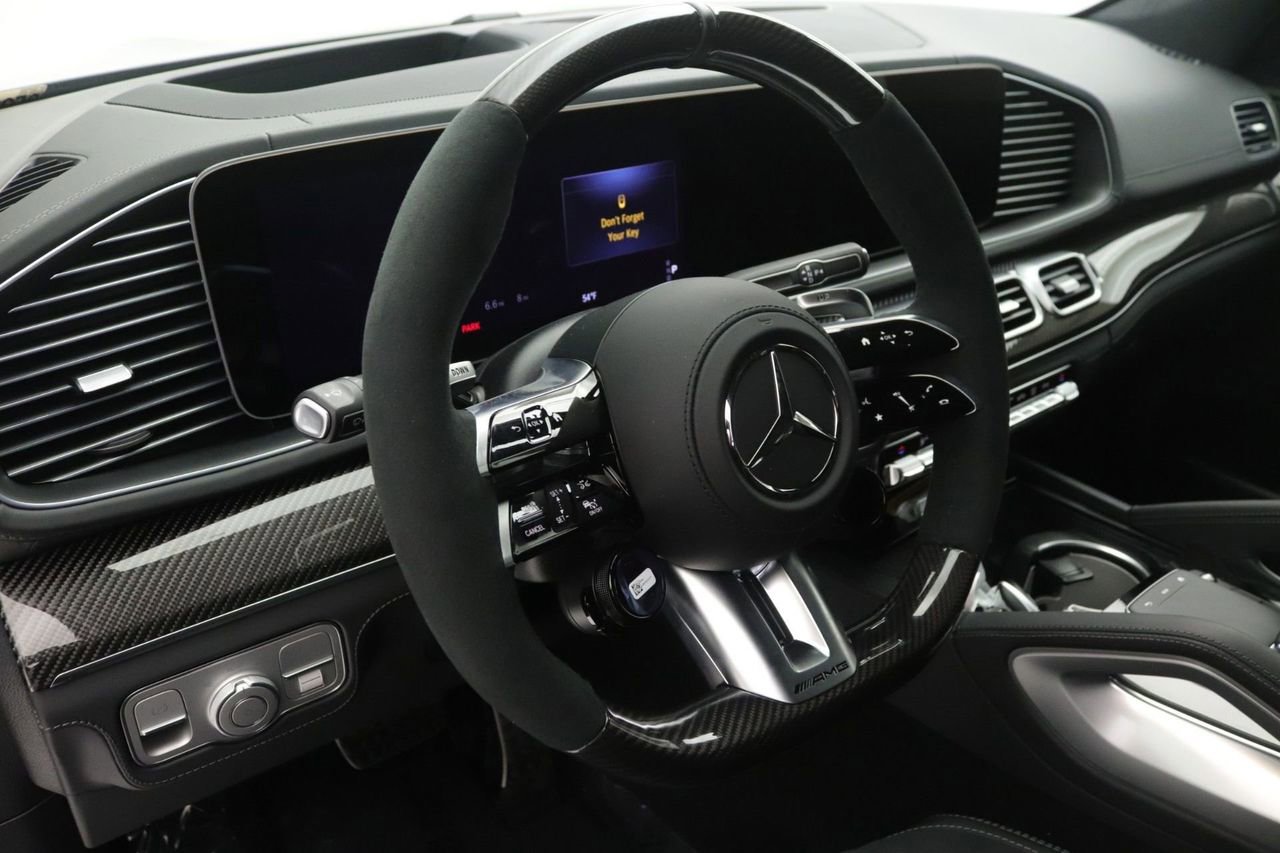 New 2026 Mercedes-Benz GLS 63 AMG 4MATIC image 5