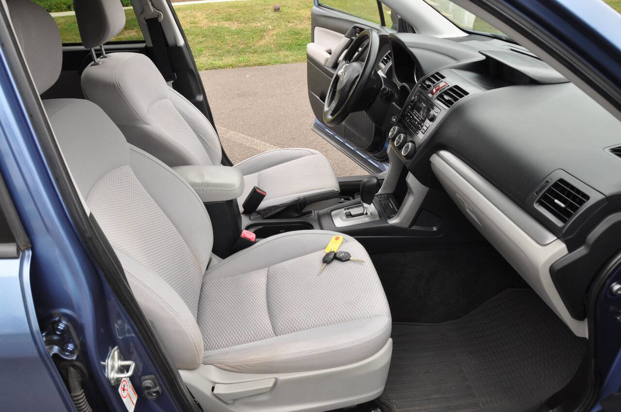 Used 2015 Subaru Forester 2.5i Premium w/ All-Weather Package image 19