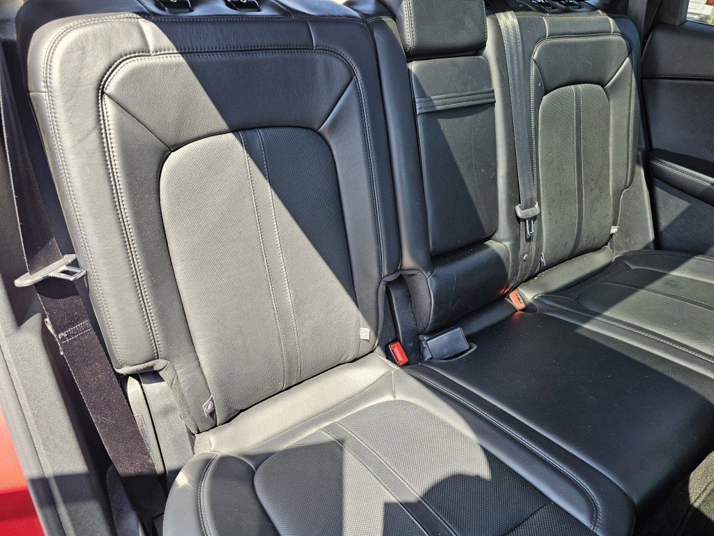 Used 2016 Lincoln MKX Reserve w/ Luxury Package image 24