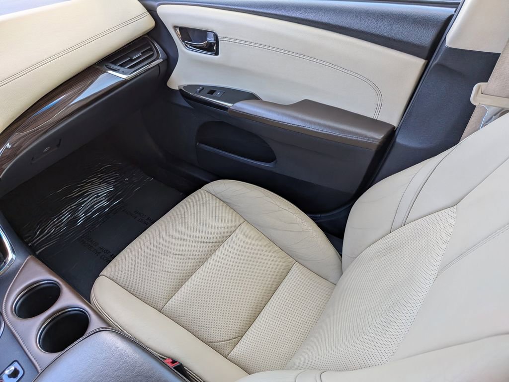 Used 2013 Toyota Avalon Limited FWD image 16