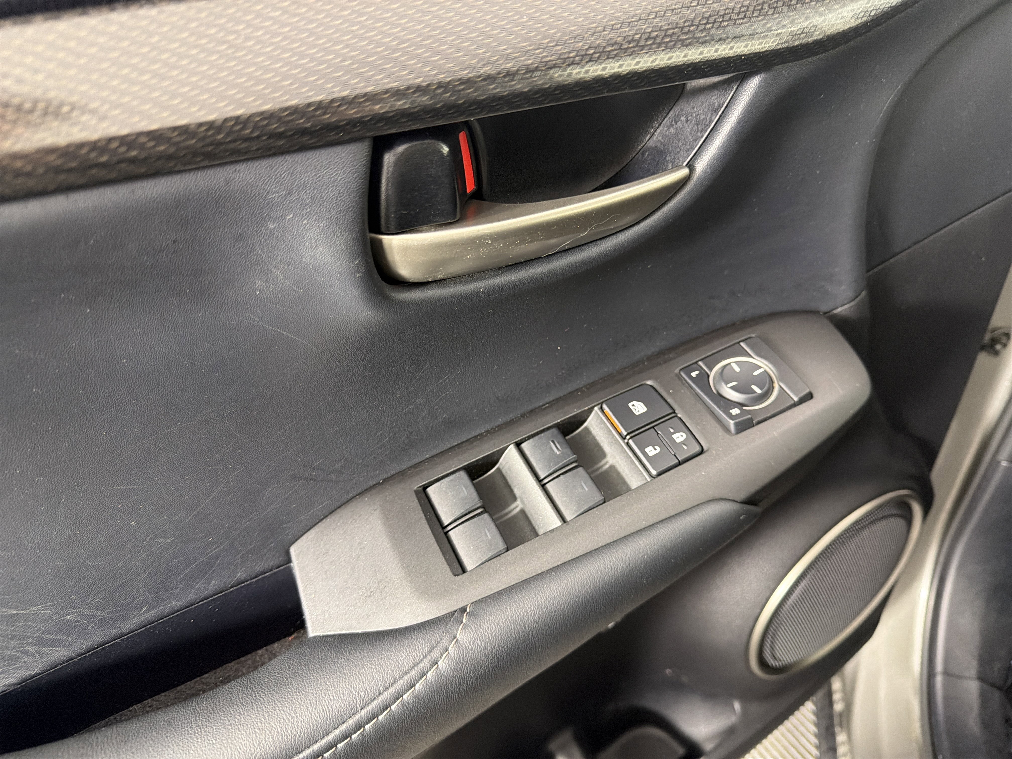 Used 2015 Lexus NX 200t AWD w/ Premium Package image 9