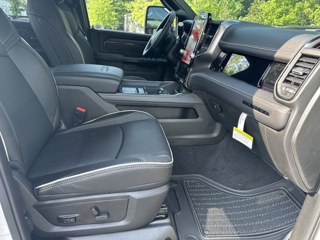 New 2026 RAM 2500 Limited image 13