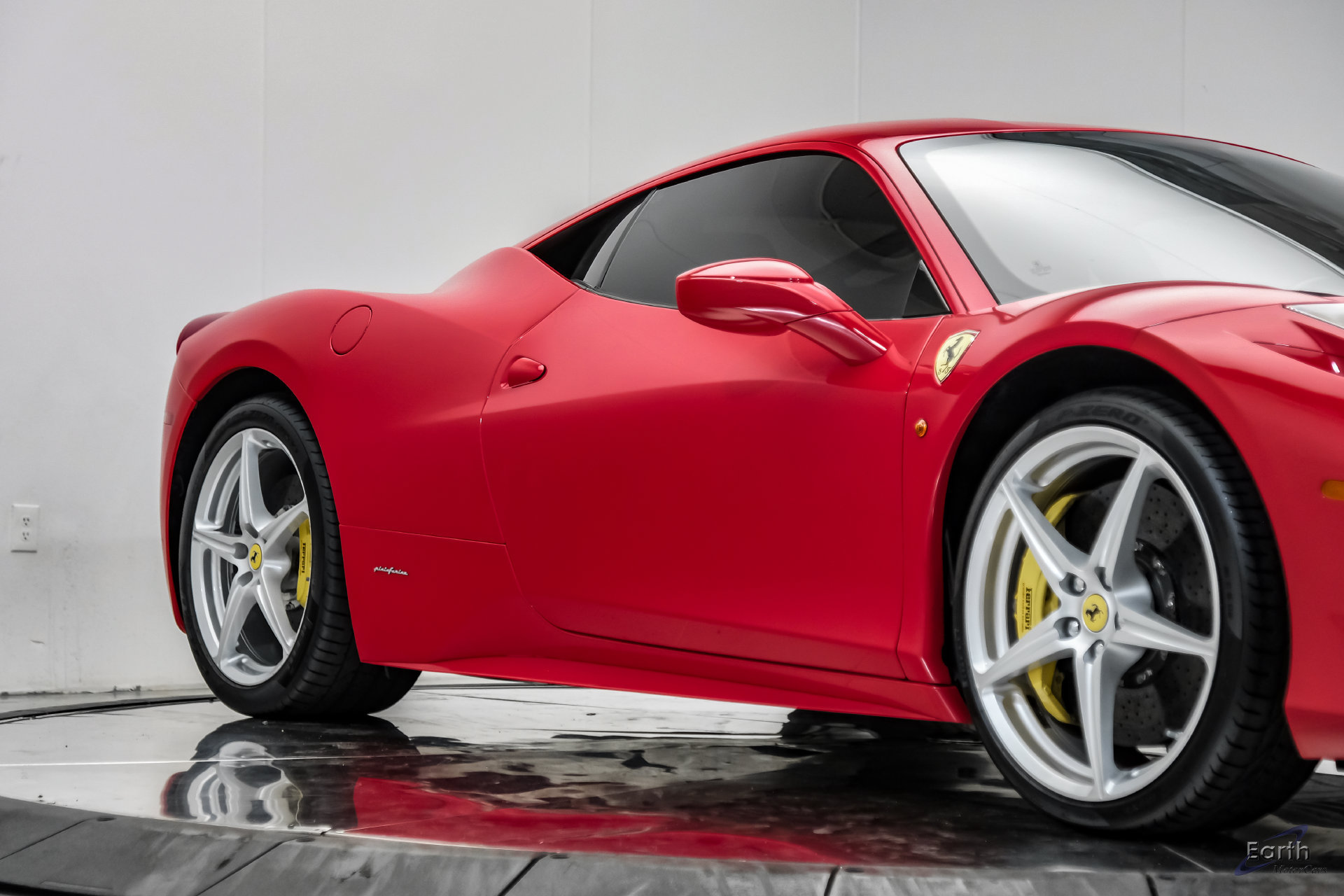 Used 2014 Ferrari 458 Italia Coupe RWD image 33