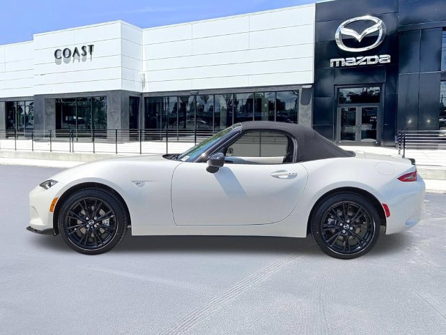 New 2026 MAZDA MX-5 Miata Club w/ Interior Package RWD image 8