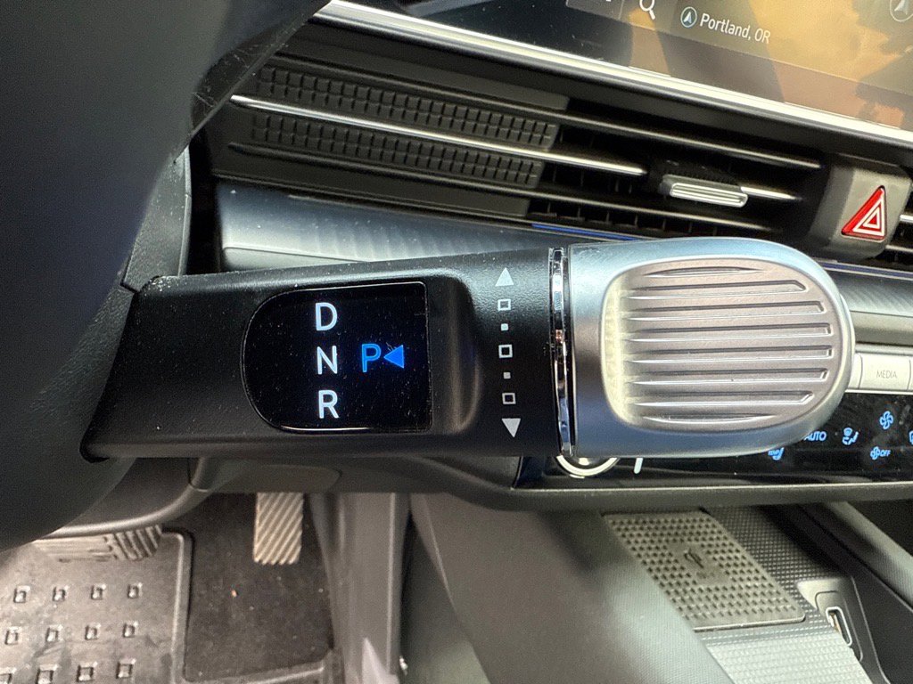 Used 2023 Hyundai Ioniq 6 SEL image 32