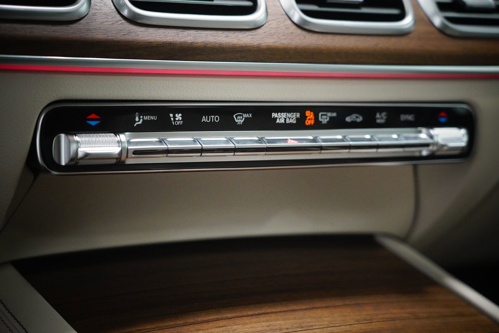 New 2026 Mercedes-Benz GLS 580 4MATIC image 30