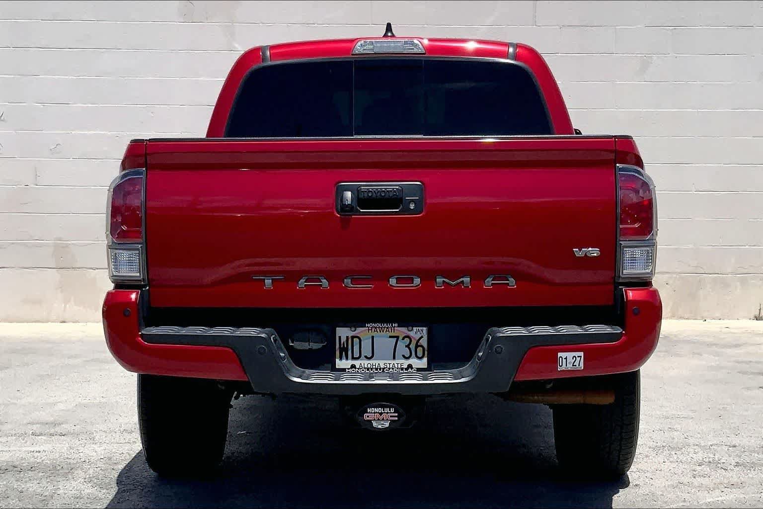 Used 2021 Toyota Tacoma SR AWD/4WD image 5