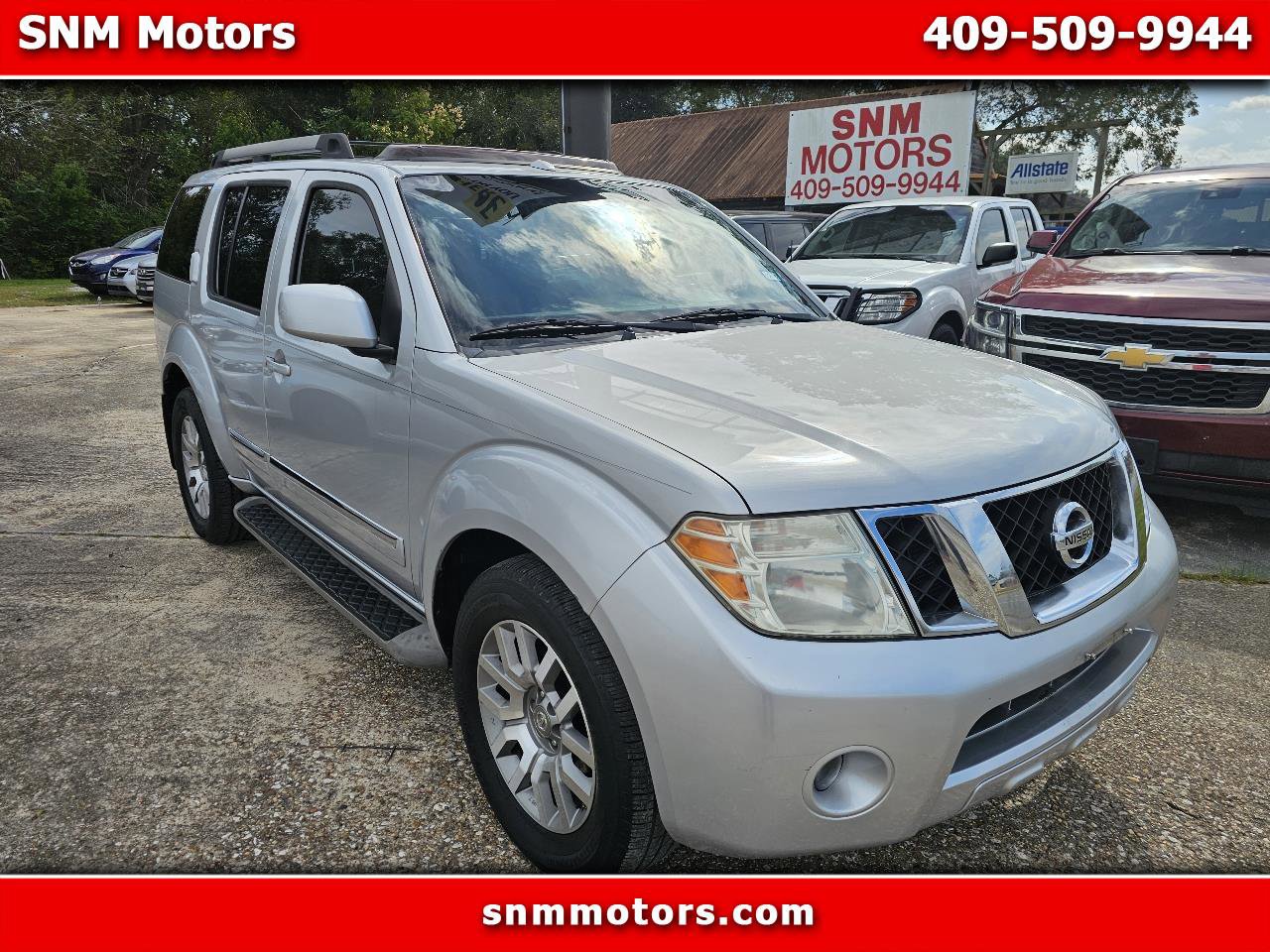 Used 2012 Nissan Pathfinder LE