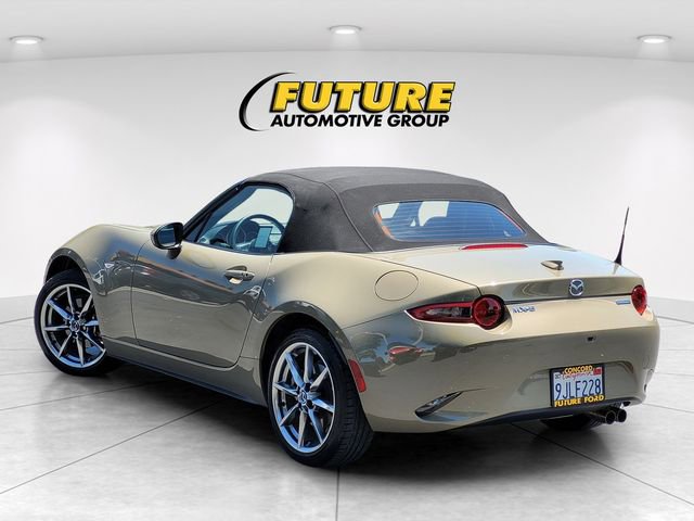 Used 2023 MAZDA MX-5 Miata Grand Touring w/ Weather Package RWD image 6