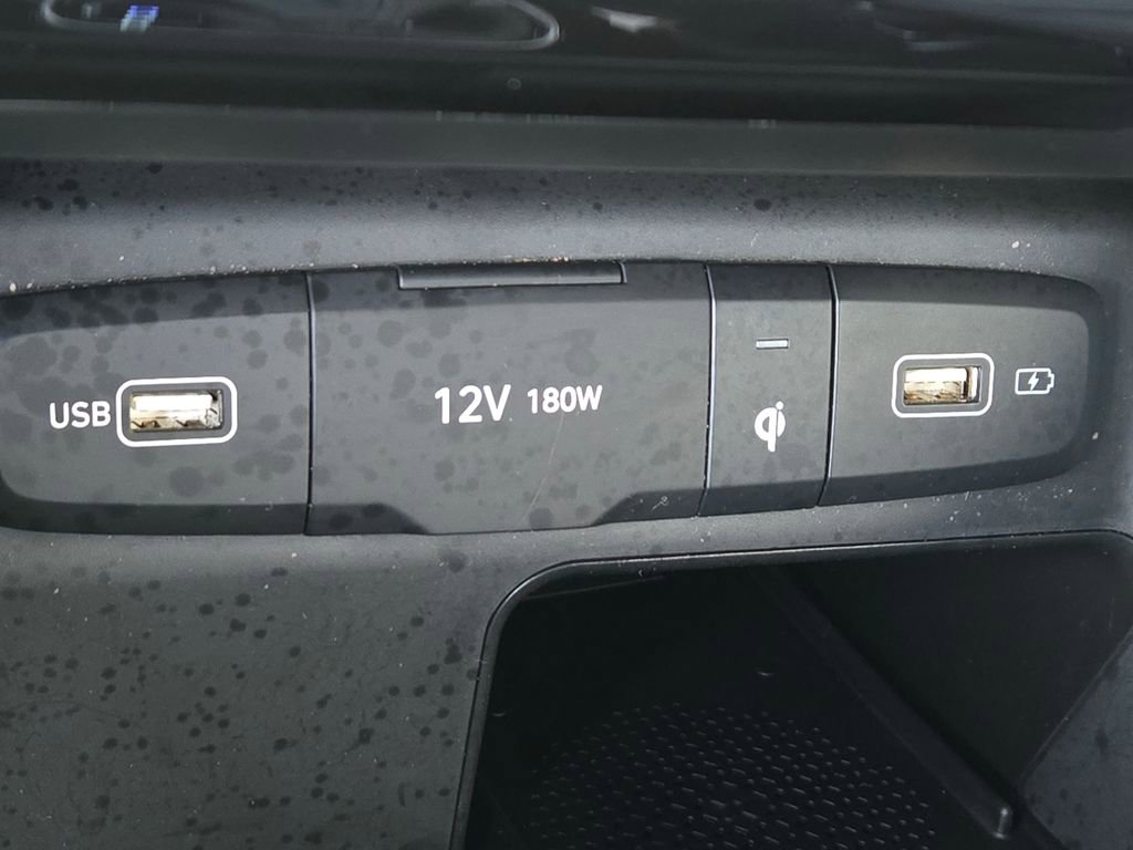 Certified 2022 Hyundai Santa Cruz SEL w/ Activity Package image 19