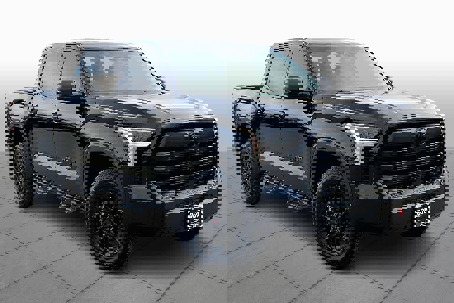 Used 2024 Toyota Tundra SR5 AWD/4WD image 3