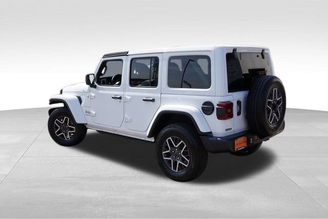 Used 2024 Jeep Wrangler Sahara image 7