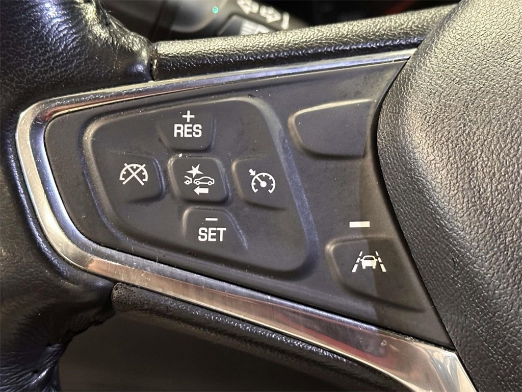 Used 2020 Chevrolet Equinox LT image 23