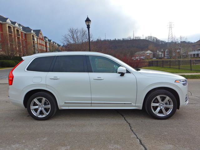 Used 2024 Volvo XC90 B6 Core AWD/4WD image 9