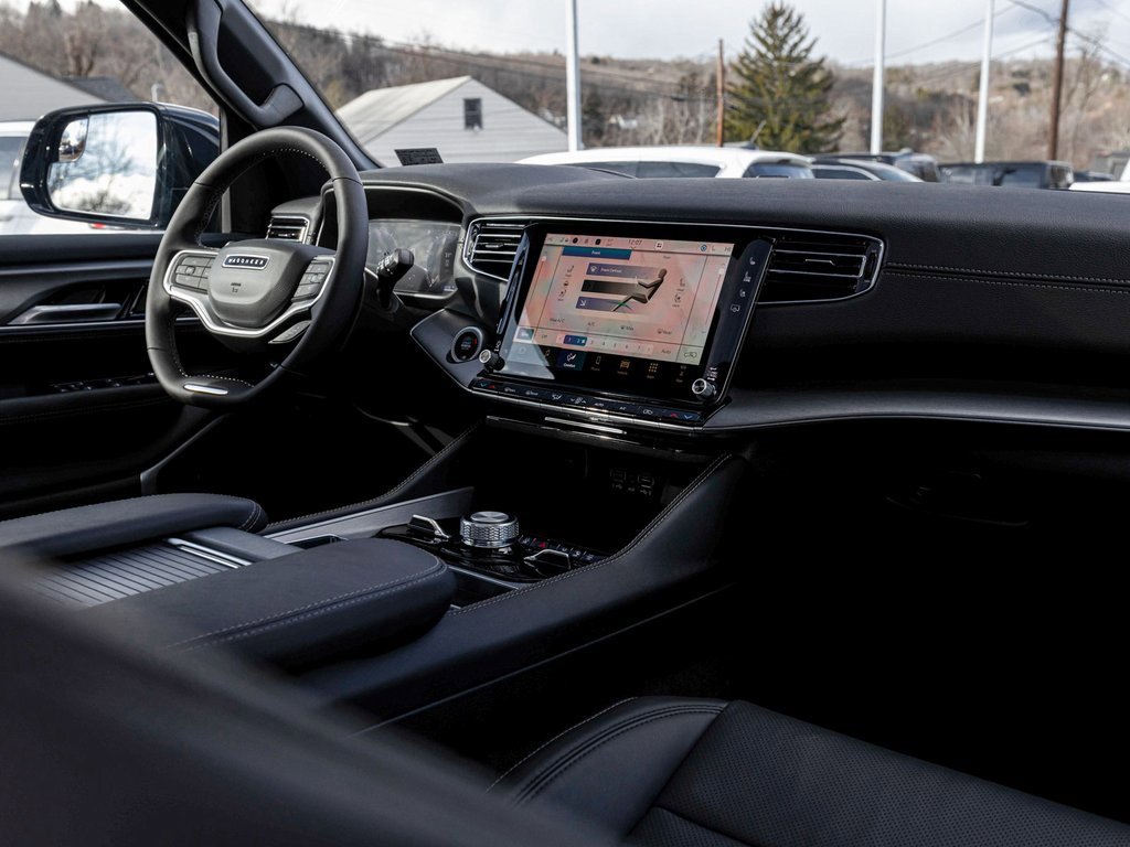 New 2025 Jeep Wagoneer Series III image 33