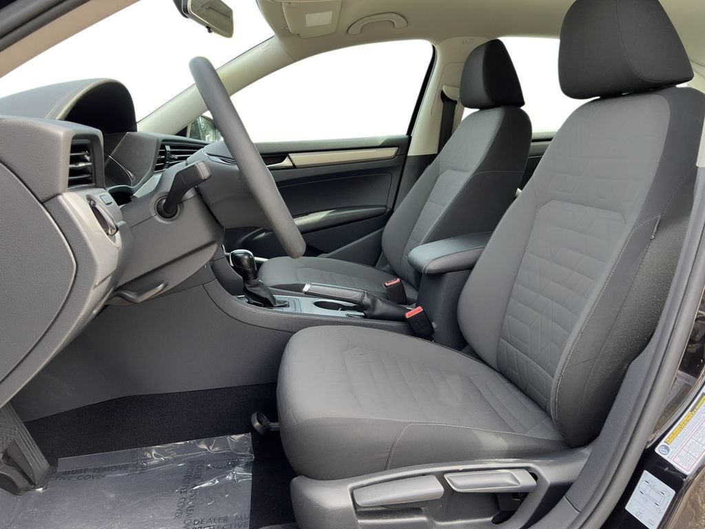 Used 2020 Volkswagen Passat 2.0T S FWD image 6