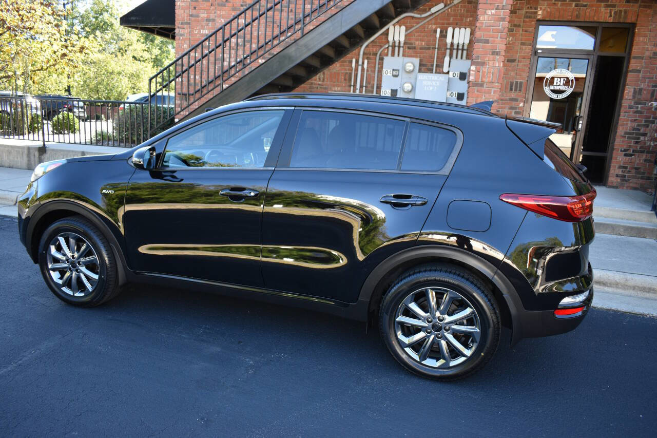 Used 2022 Kia Sportage Nightfall Edition w/ Nighfall AWD Premium Package image 43