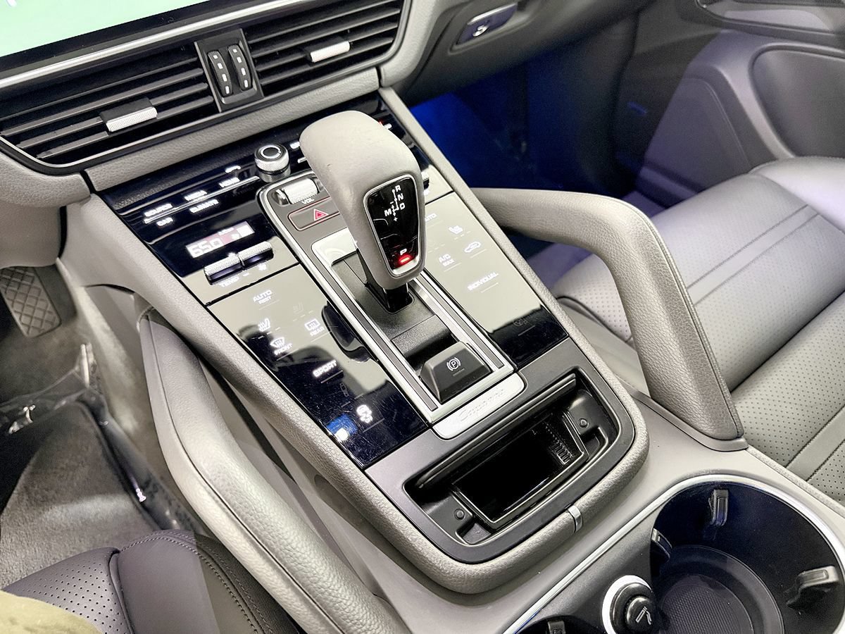 Used 2019 Porsche Cayenne AWD/4WD image 61