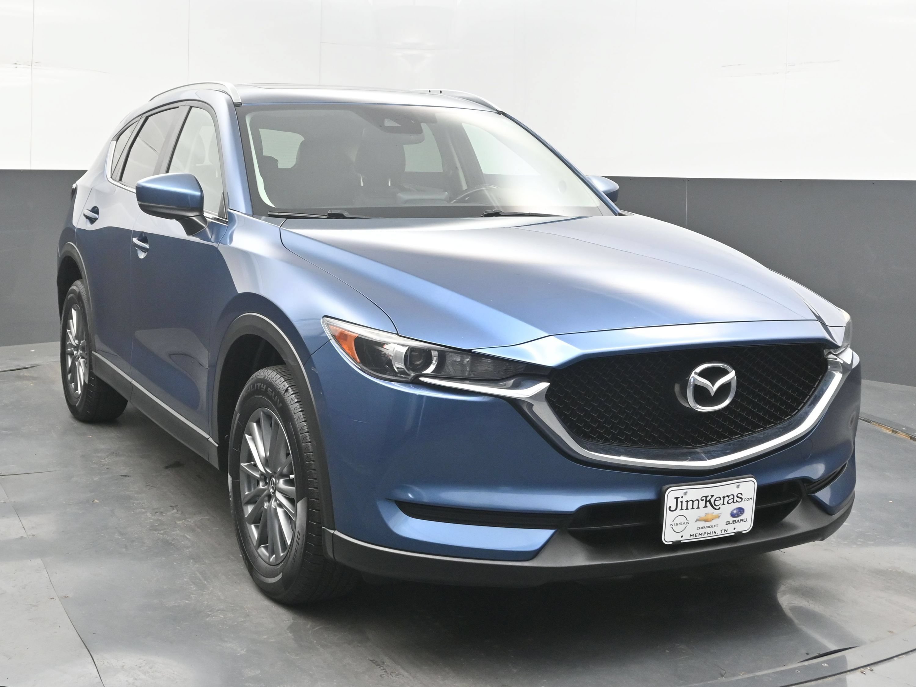 Used 2017 MAZDA CX-5 Touring w/ Preferred Equipment Package AWD/4WD image 3
