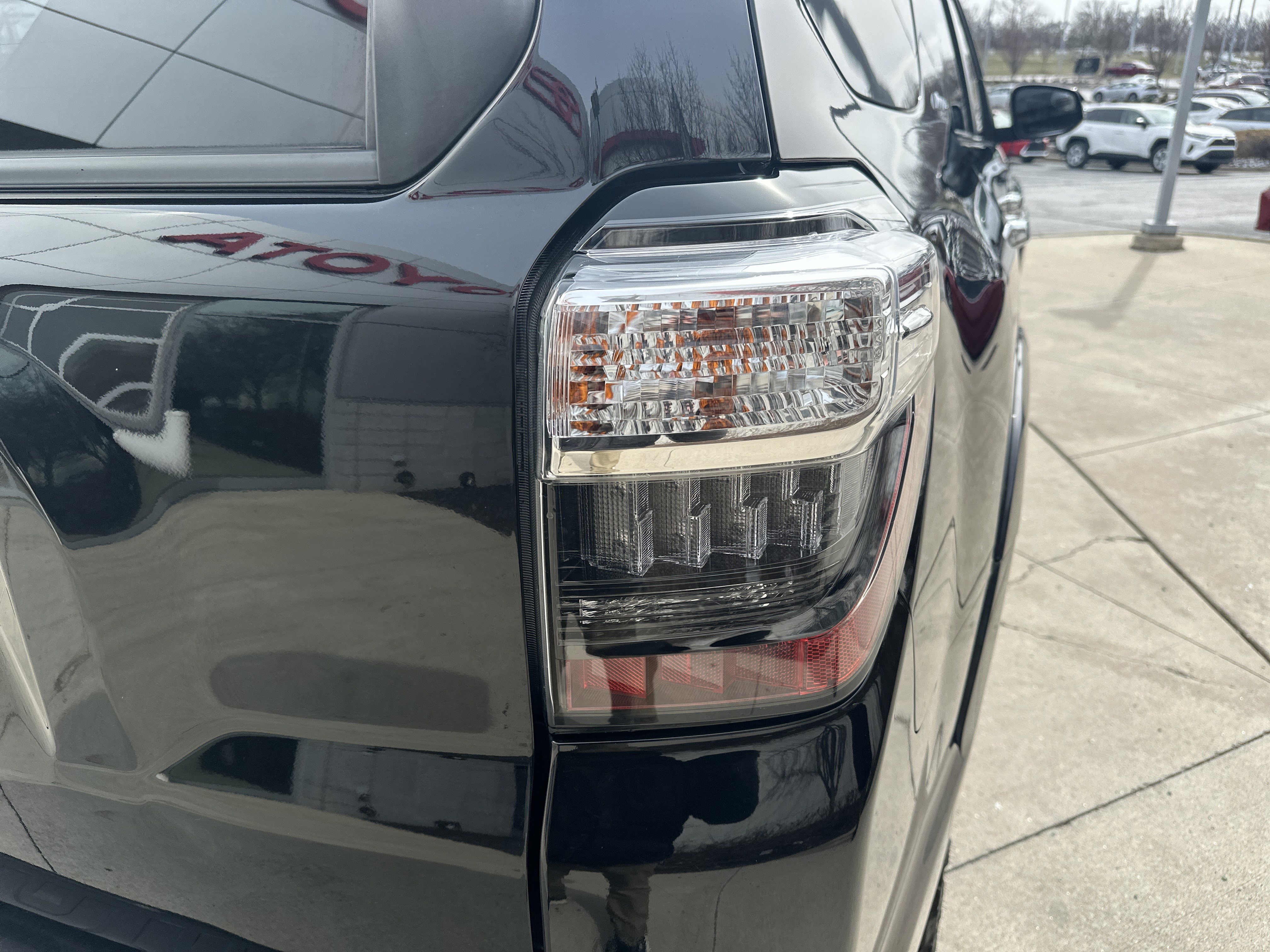 Used 2022 Toyota 4Runner Limited image 12